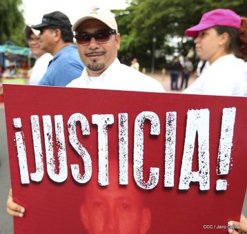 Estudiantes comprometidos por la Paz y la Justicia para las víctimas del terrorismo golpista