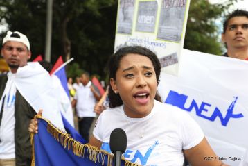 Estudiantes comprometidos por la Paz y la Justicia para las víctimas del terrorismo golpista