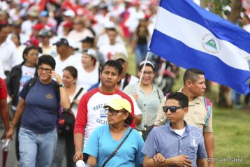 Estudiantes comprometidos por la Paz y la Justicia para las víctimas del terrorismo golpista