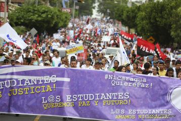 Estudiantes comprometidos por la Paz y la Justicia para las víctimas del terrorismo golpista