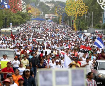 Estudiantes comprometidos por la Paz y la Justicia para las víctimas del terrorismo golpista