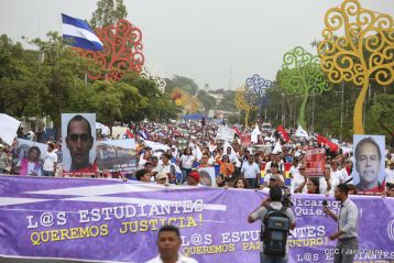 Estudiantes comprometidos por la Paz y la Justicia para las víctimas del terrorismo golpista