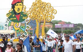 Estudiantes comprometidos por la Paz y la Justicia para las víctimas del terrorismo golpista