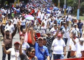 Demandan justicia para víctimas del terrorismo