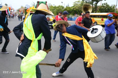 Managua de fiesta: Carnaval en la Bolívar y despedida de Minguito