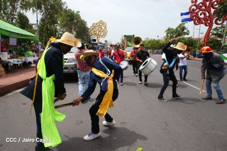Managua de fiesta: Carnaval en la Bolívar y despedida de Minguito
