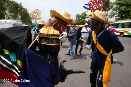 Managua de fiesta: Carnaval en la Bolívar y despedida de Minguito