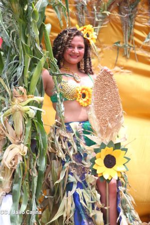 Managua de fiesta: Carnaval en la Bolívar y despedida de Minguito