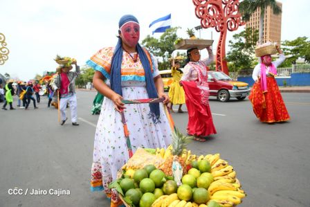 Managua de fiesta: Carnaval en la Bolívar y despedida de Minguito