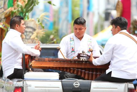 Managua de fiesta: Carnaval en la Bolívar y despedida de Minguito