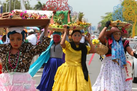 Managua de fiesta: Carnaval en la Bolívar y despedida de Minguito