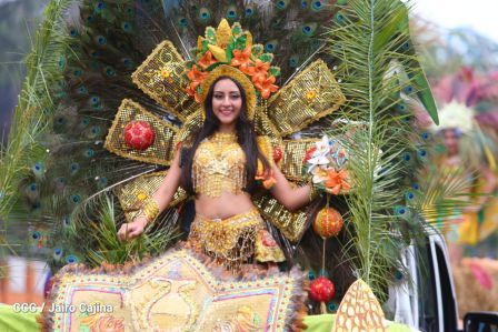 Managua de fiesta: Carnaval en la Bolívar y despedida de Minguito