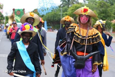 Managua de fiesta: Carnaval en la Bolívar y despedida de Minguito