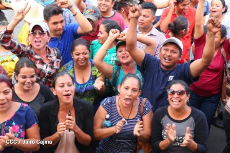 Managua de fiesta: Carnaval en la Bolívar y despedida de Minguito