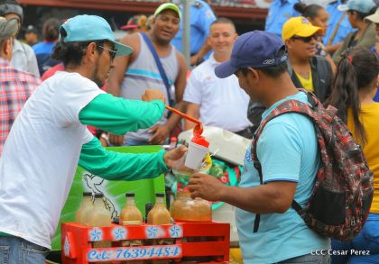 Managua de fiesta: Carnaval en la Bolívar y despedida de Minguito