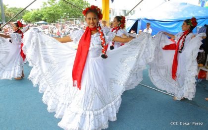 Managua de fiesta: Carnaval en la Bolívar y despedida de Minguito