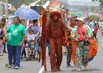 Managua de fiesta: Carnaval en la Bolívar y despedida de Minguito