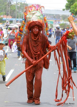 Managua de fiesta: Carnaval en la Bolívar y despedida de Minguito