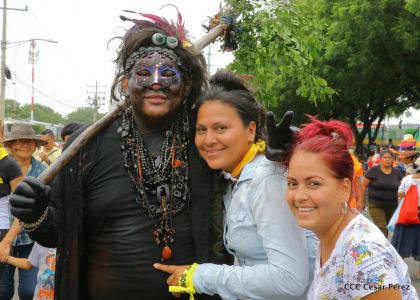 Managua de fiesta: Carnaval en la Bolívar y despedida de Minguito