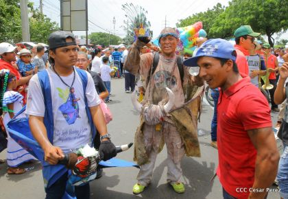 Managua de fiesta: Carnaval en la Bolívar y despedida de Minguito