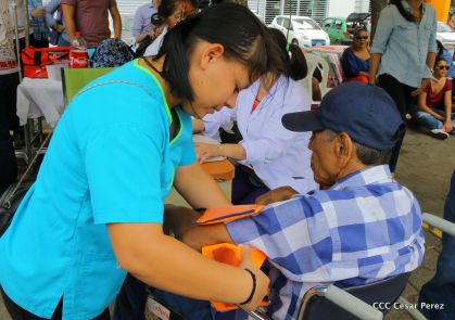Managua de fiesta: Carnaval en la Bolívar y despedida de Minguito