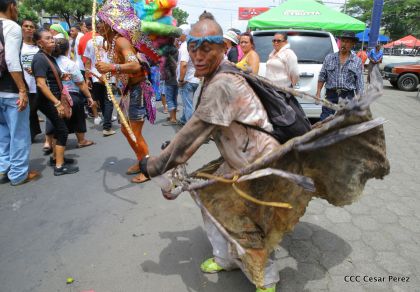Managua de fiesta: Carnaval en la Bolívar y despedida de Minguito