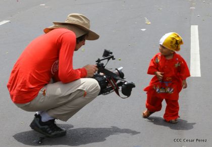 Managua de fiesta: Carnaval en la Bolívar y despedida de Minguito