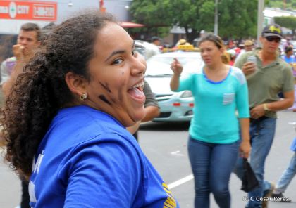 Managua de fiesta: Carnaval en la Bolívar y despedida de Minguito