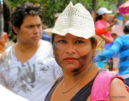 Managua de fiesta: Carnaval en la Bolívar y despedida de Minguito