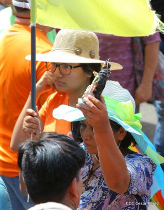 Managua de fiesta: Carnaval en la Bolívar y despedida de Minguito