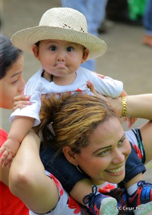 Managua de fiesta: Carnaval en la Bolívar y despedida de Minguito
