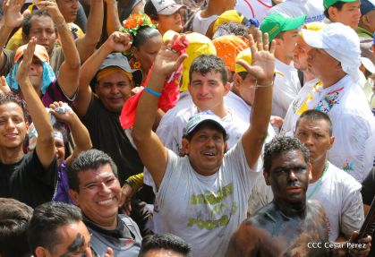 Managua de fiesta: Carnaval en la Bolívar y despedida de Minguito