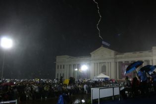 Daniel y Rosario rinden homenaje al Comandante Carlos Fonseca en el 37 Aniversario de su Tránsito a la Inmortalidad