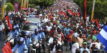 Nicaragüenses reclaman paz y justicia en las calles 