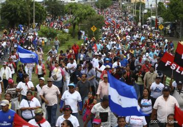 Nicaragüenses reclaman paz y justicia en las calles 