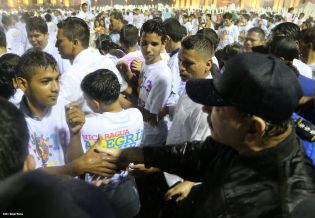 Daniel y Rosario rinden homenaje al Comandante Carlos Fonseca en el 37 Aniversario de su Tránsito a la Inmortalidad