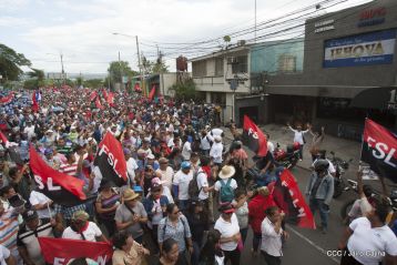 Nicaragüenses reclaman paz y justicia en las calles 