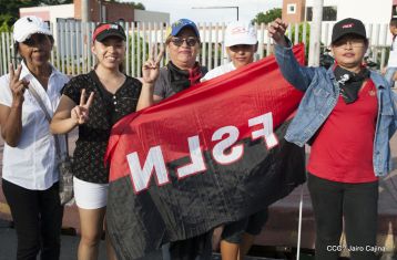 Nicaragüenses reclaman paz y justicia en las calles 