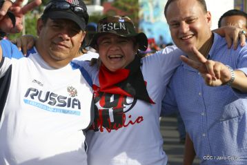 Nicaragüenses reclaman paz y justicia en las calles 