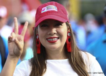 Nicaragüenses reclaman paz y justicia en las calles 