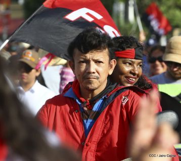 Nicaragüenses reclaman paz y justicia en las calles 