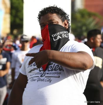 Nicaragüenses reclaman paz y justicia en las calles 