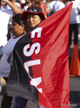 Nicaragüenses reclaman paz y justicia en las calles 