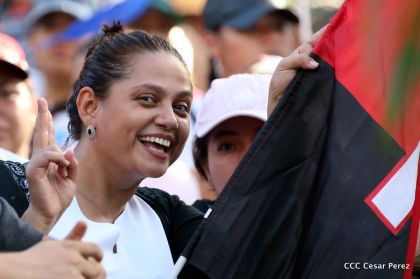 Nicaragüenses reclaman paz y justicia en las calles 