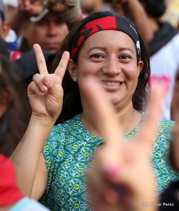 Nicaragüenses reclaman paz y justicia en las calles 