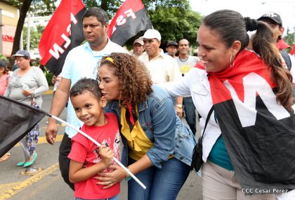 Nicaragüenses reclaman paz y justicia en las calles 