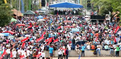 Nicaragüenses reclaman paz y justicia en las calles 