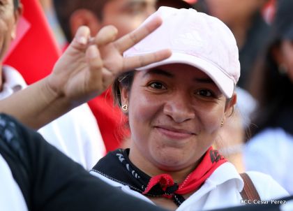 Nicaragüenses reclaman paz y justicia en las calles 