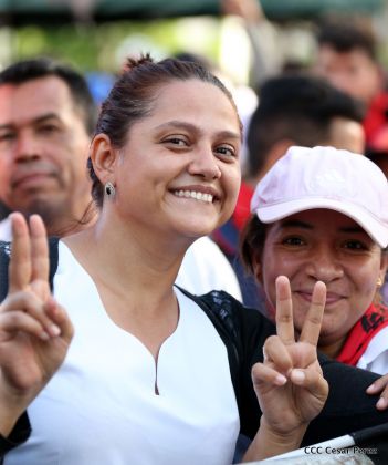 Nicaragüenses reclaman paz y justicia en las calles 