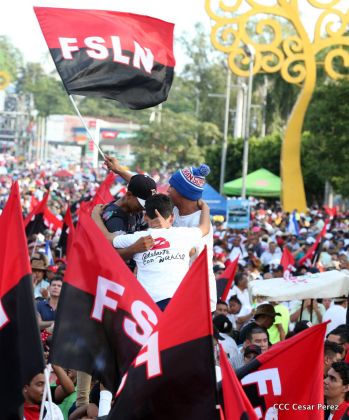 Nicaragüenses reclaman paz y justicia en las calles 